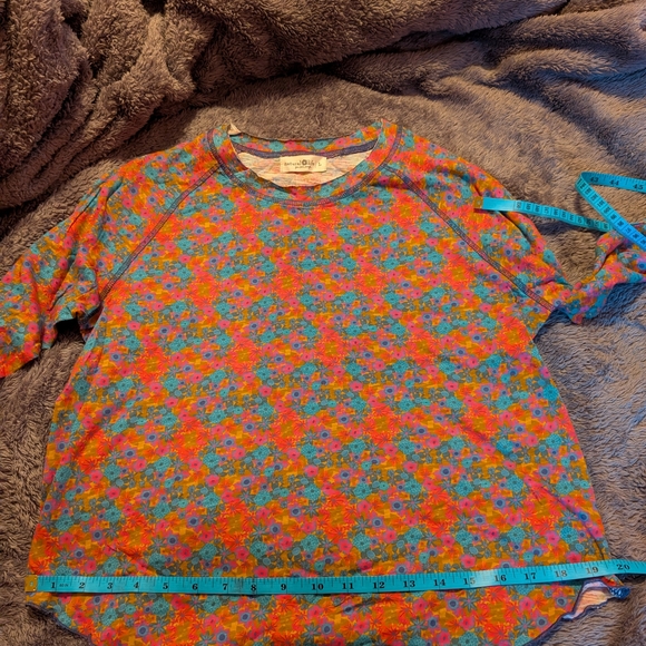 NWOT NATURAL LIFE Long Sleeve Lilly Tee - Picture 5 of 7